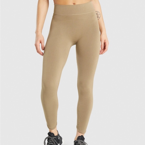 Gymshark Pants - Gymshark Pause Seemless Legging